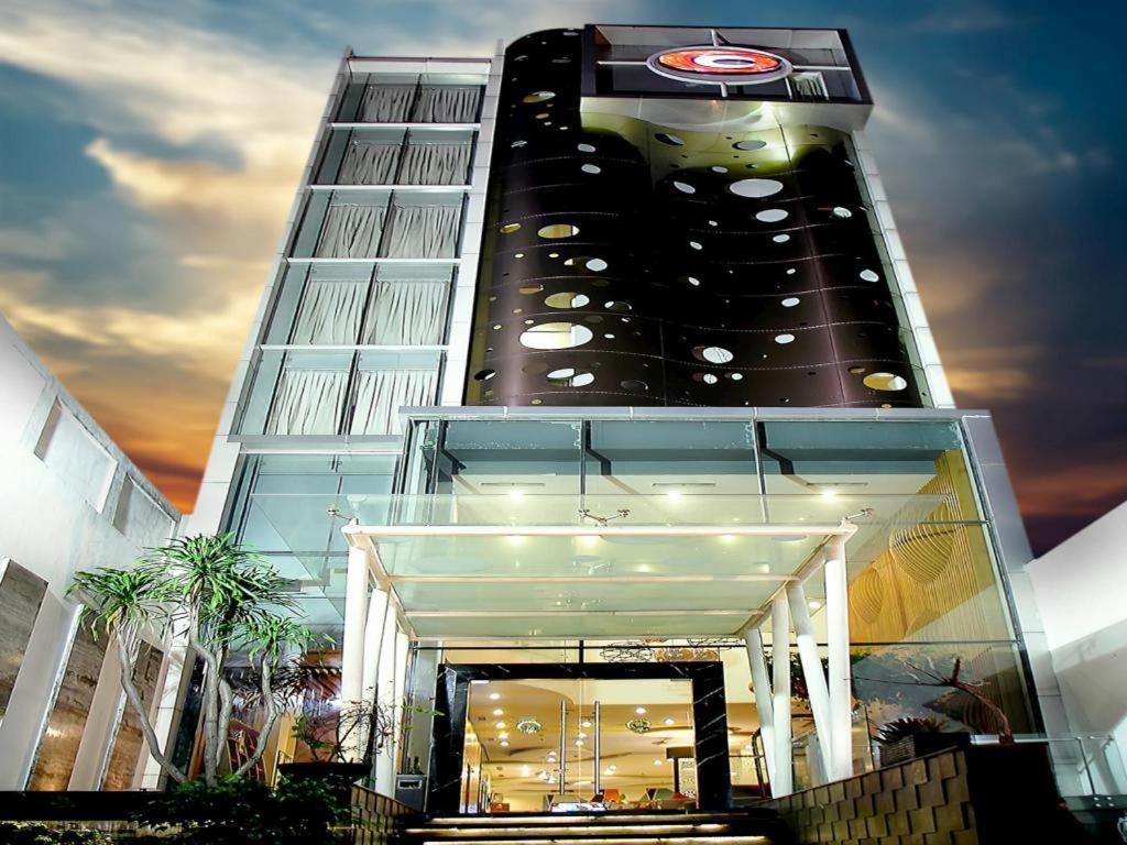 Clay Hotel Jakarta Buitenkant foto