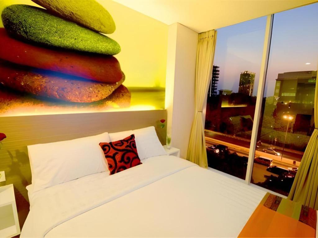 Clay Hotel Jakarta Buitenkant foto